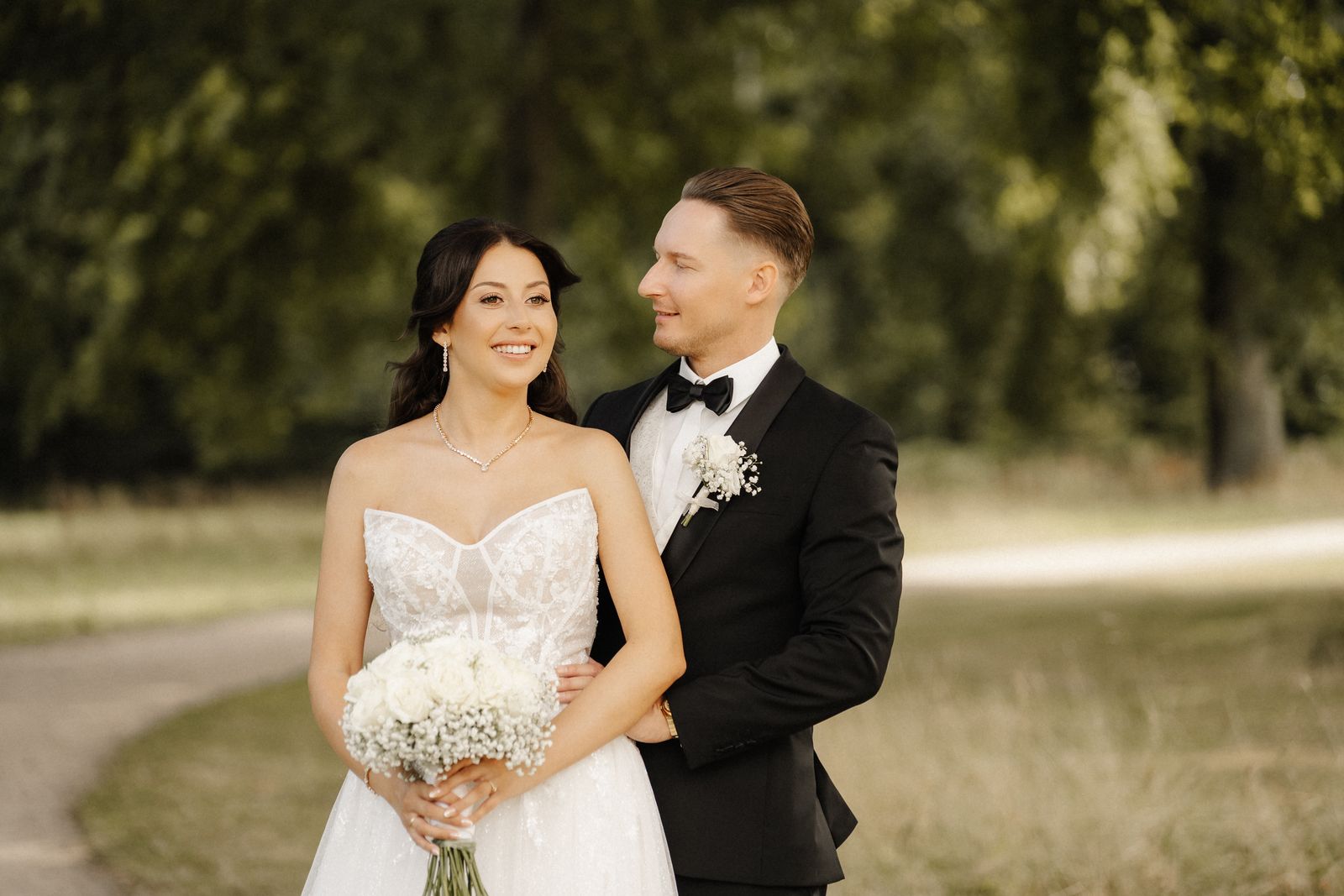 Julia und Sergej im Park